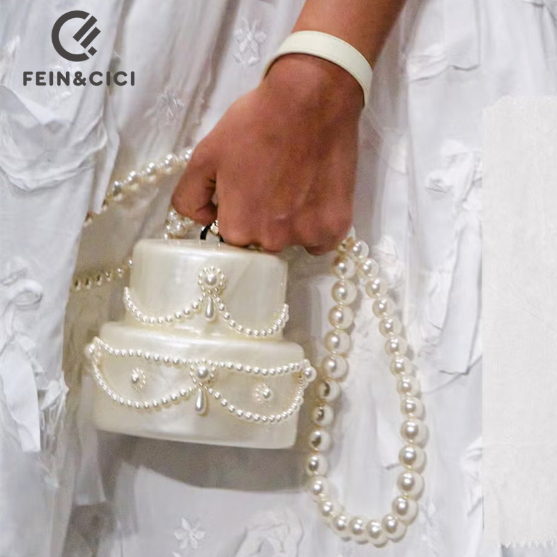 Pochette en acrylique en forme - Evening Bag Beaded avis et prix